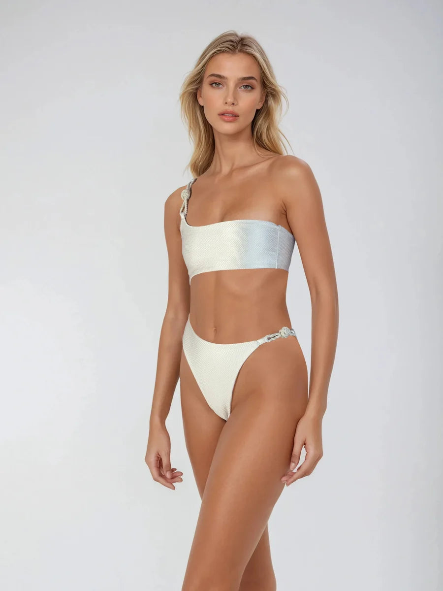 ISA ONE PIECE - SALT